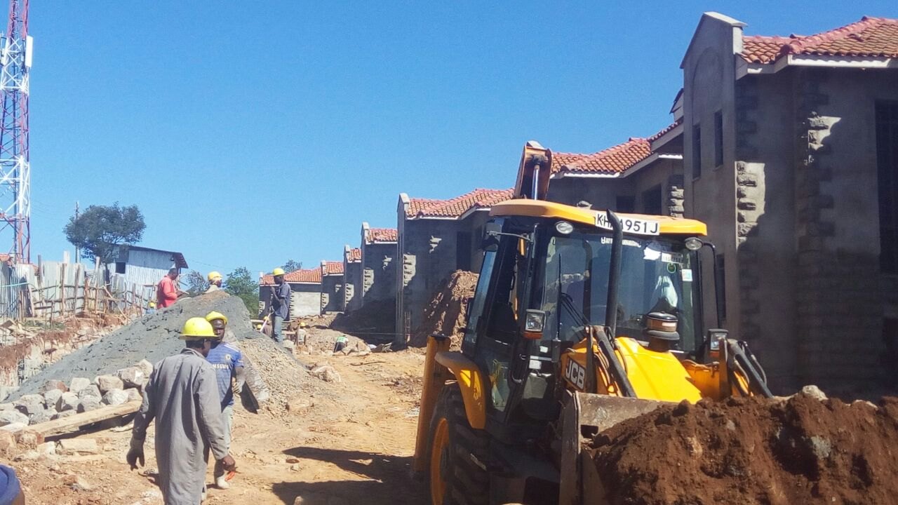Karen Hilltop site works